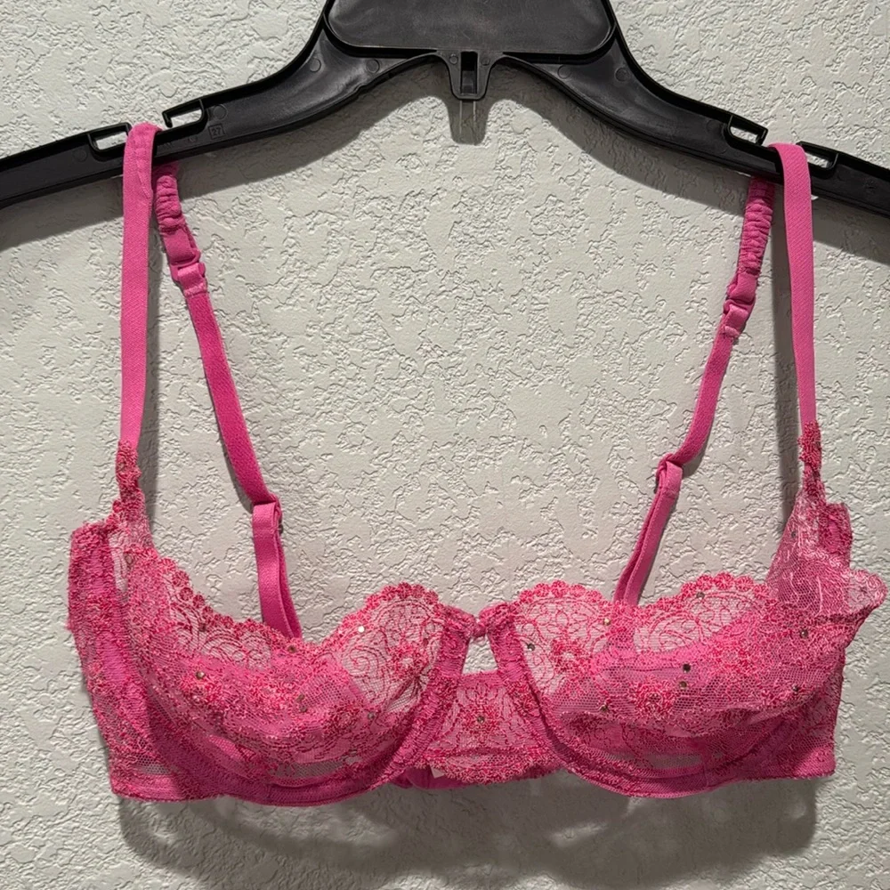 VICTORIA SECRET BALCONET 34D